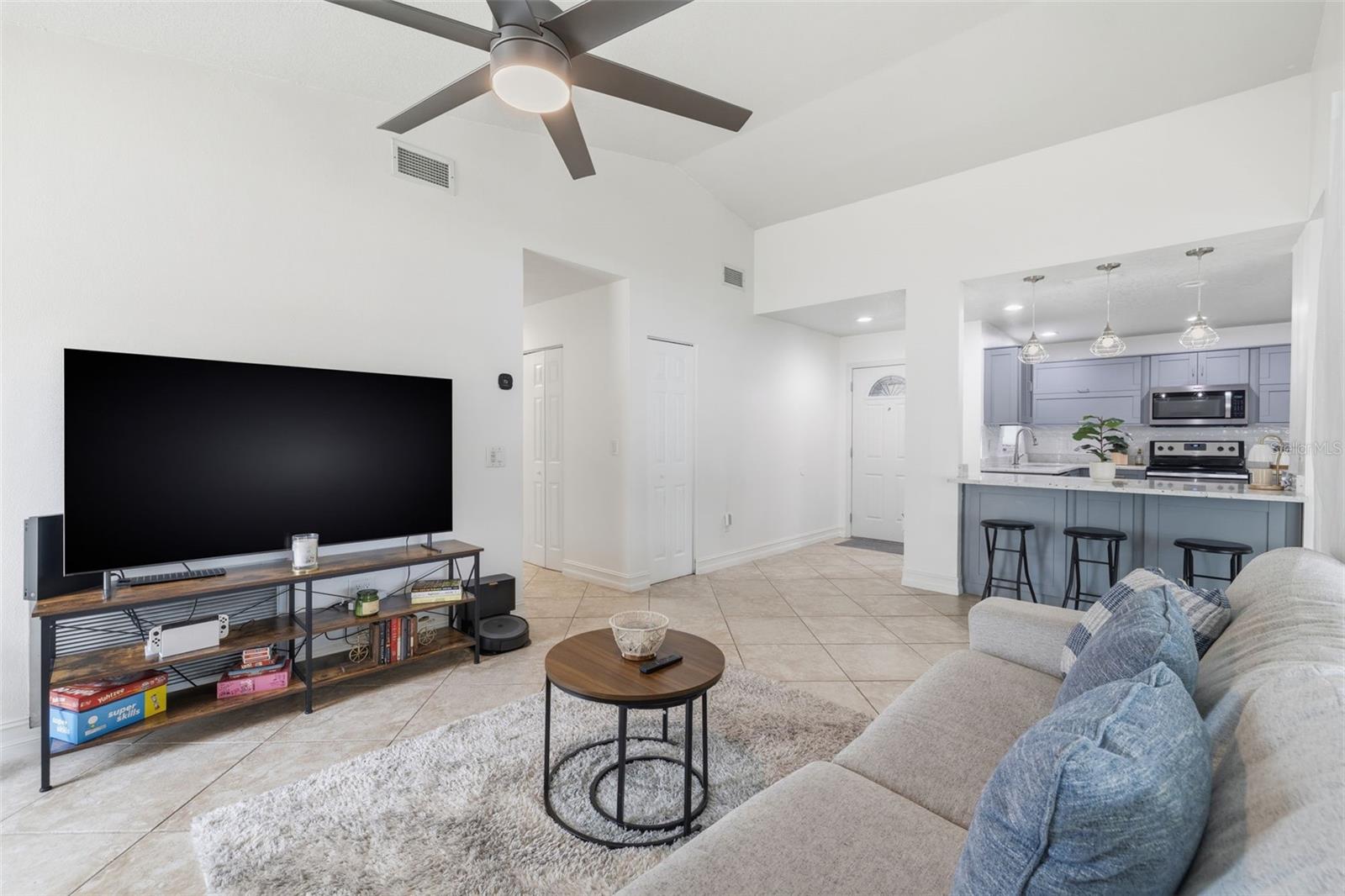 10315 CHADBOURNE DR, TAMPA, FL, 33624