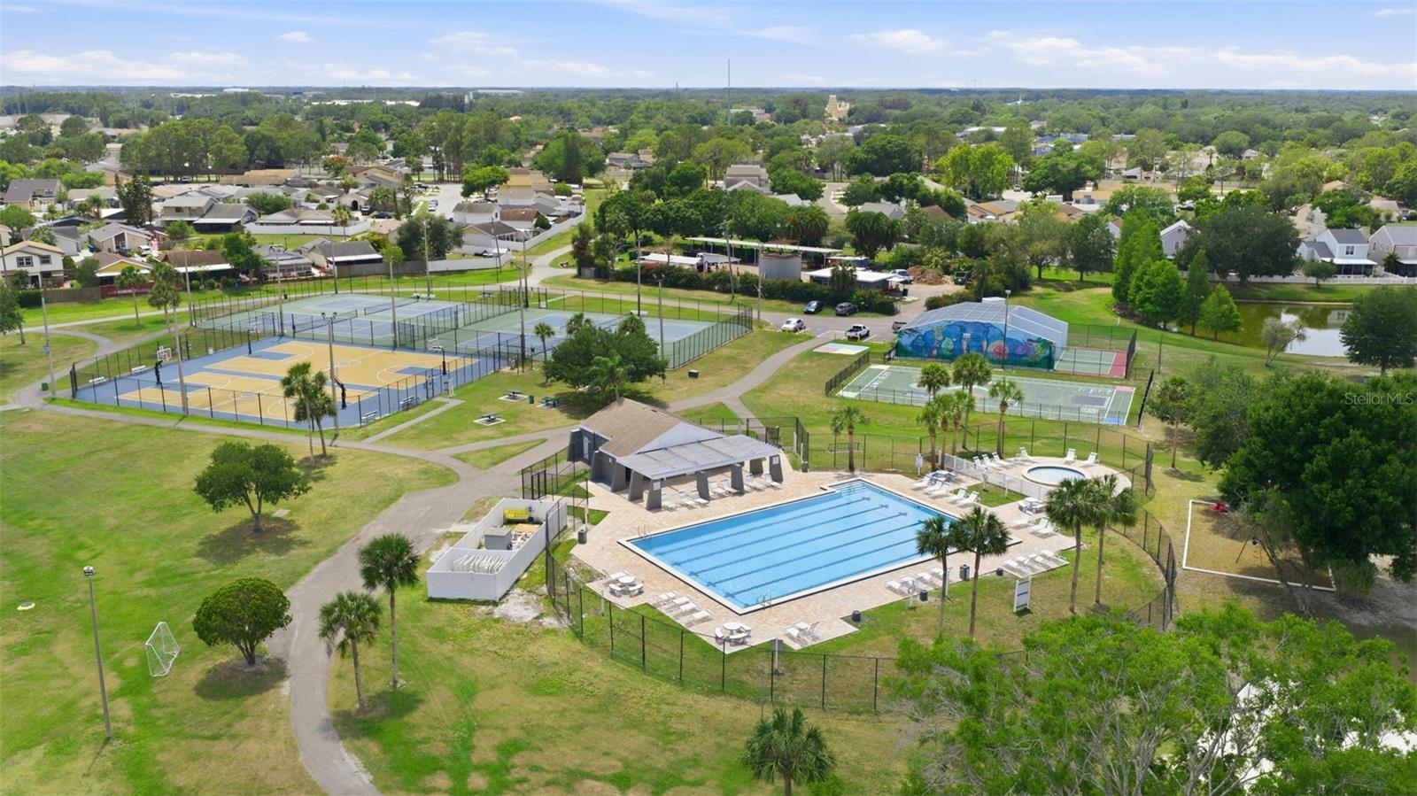 10315 CHADBOURNE DR, TAMPA, FL, 33624