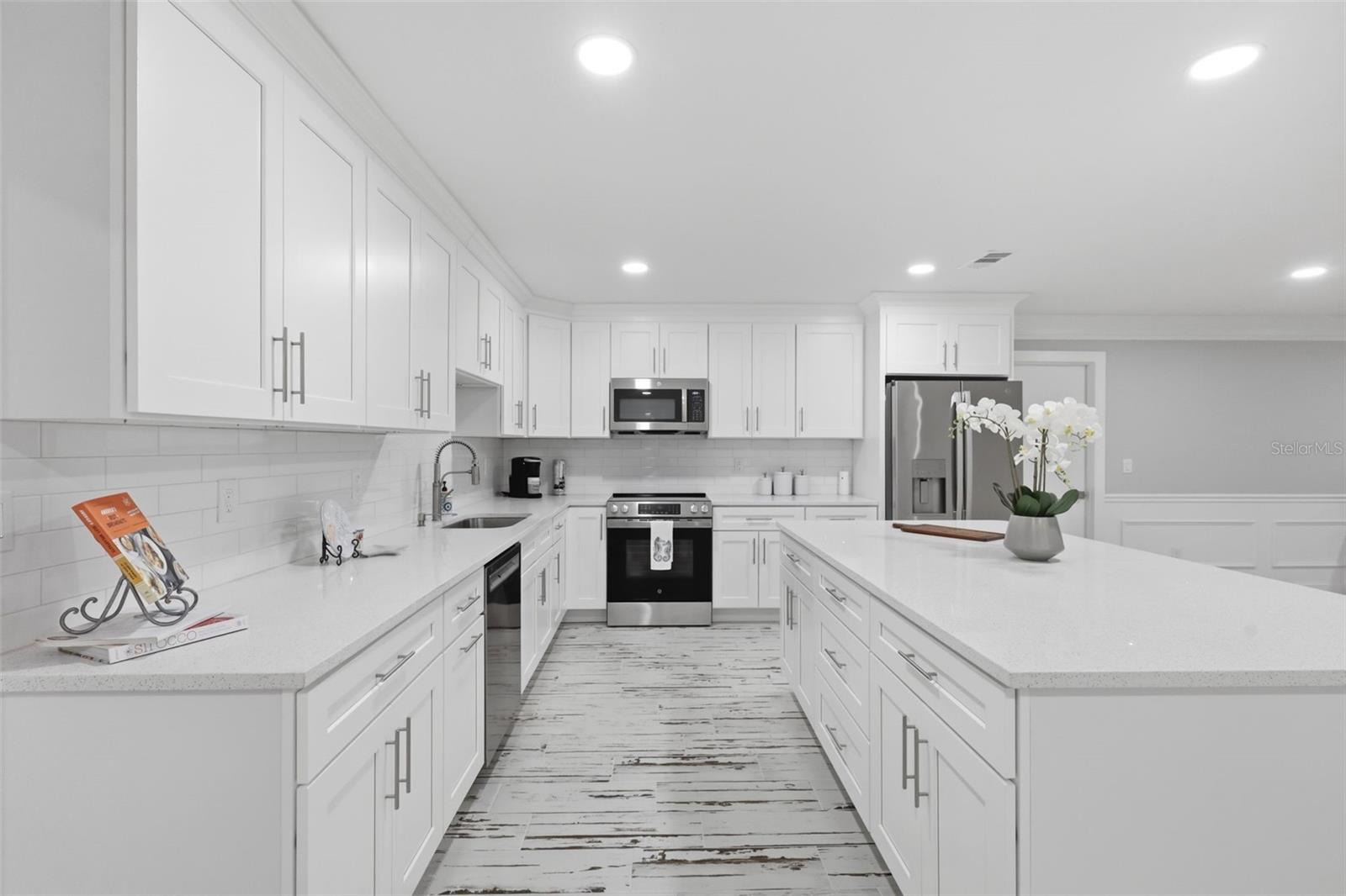 555 WILDWOOD DR, NEW SMYRNA BEACH, FL, 32168