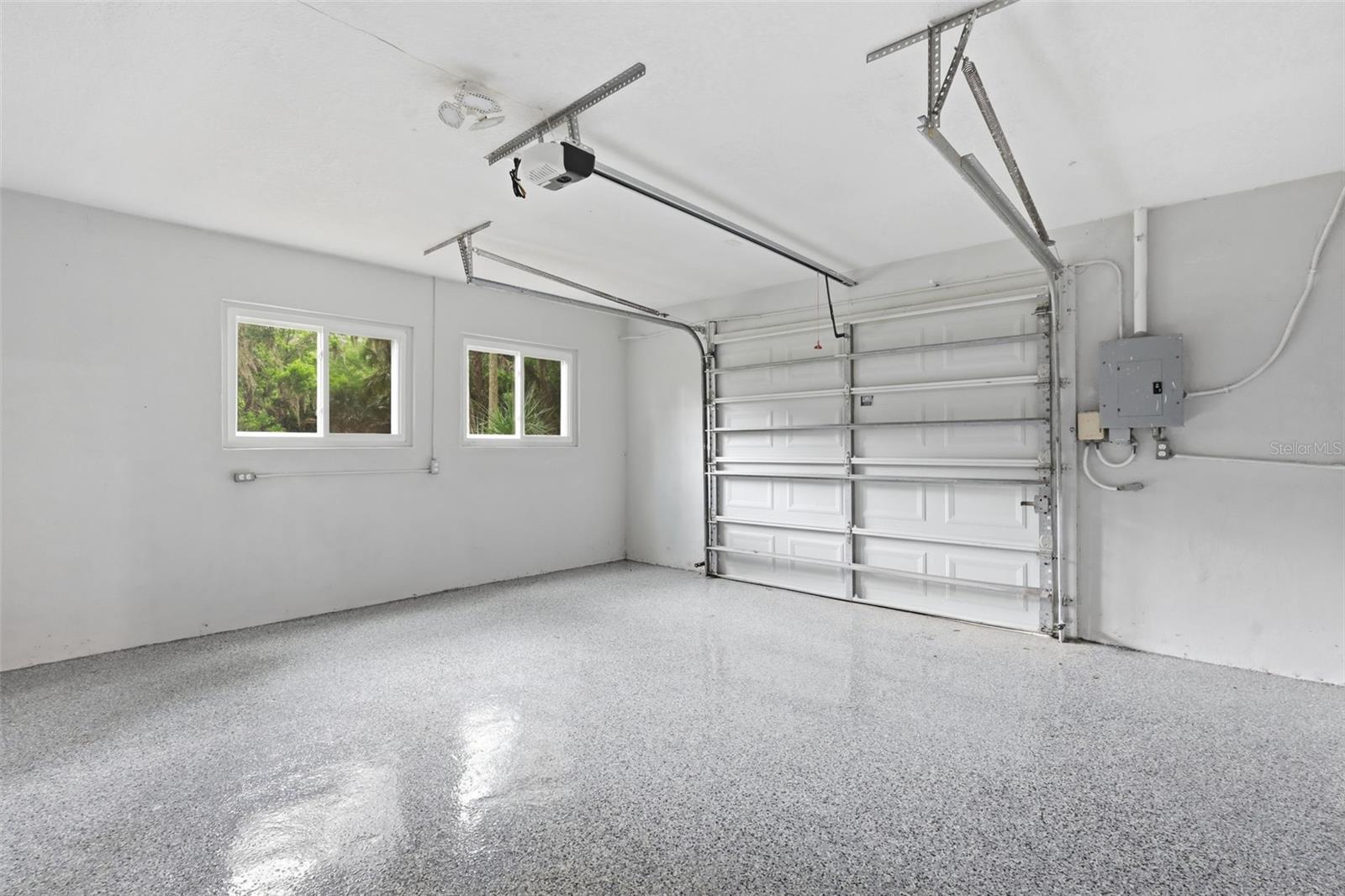 555 WILDWOOD DR, NEW SMYRNA BEACH, FL, 32168