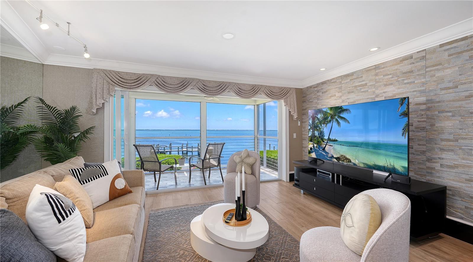 5320 GULF OF MEXICO DR #101, LONGBOAT KEY, FL, 34228