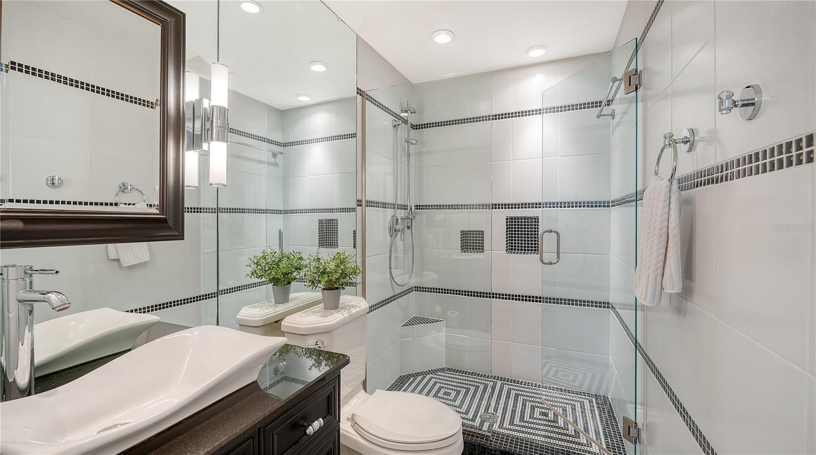 5320 GULF OF MEXICO DR #101, LONGBOAT KEY, FL, 34228