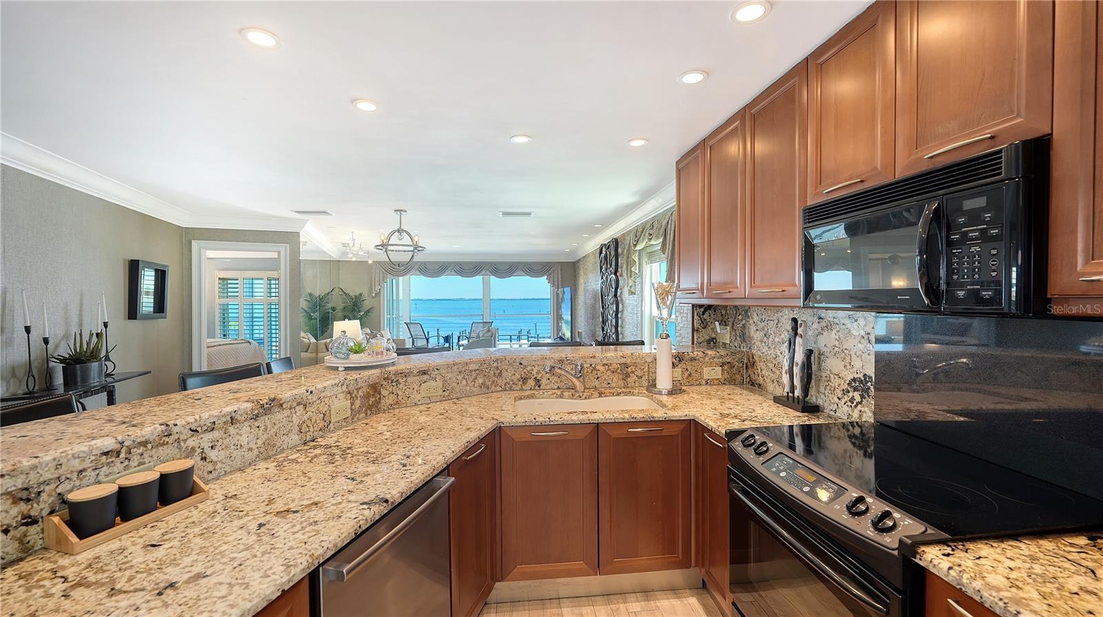 5320 GULF OF MEXICO DR #101, LONGBOAT KEY, FL, 34228