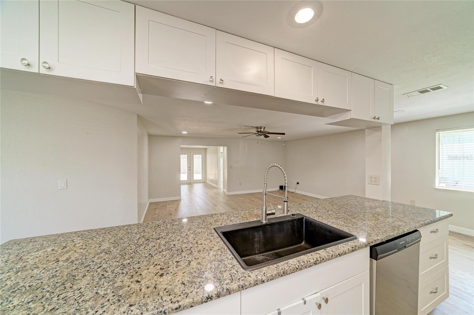 6705 35TH AVE W, BRADENTON, FL, 34209