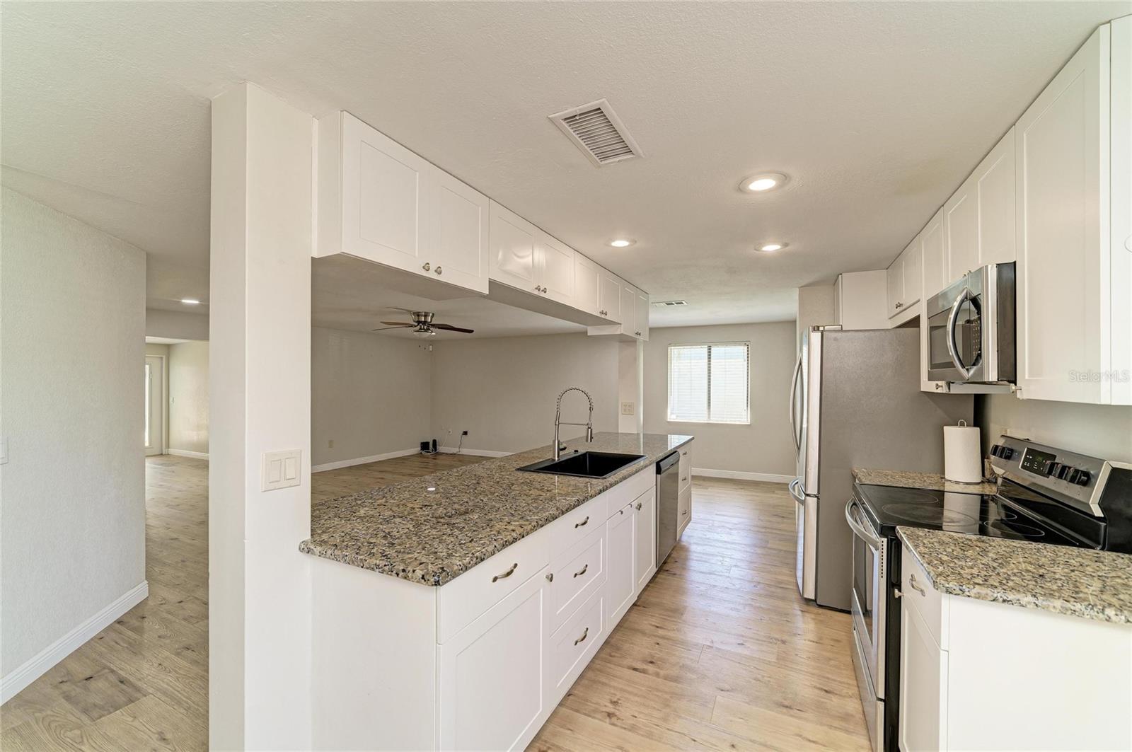6705 35TH AVE W, BRADENTON, FL, 34209