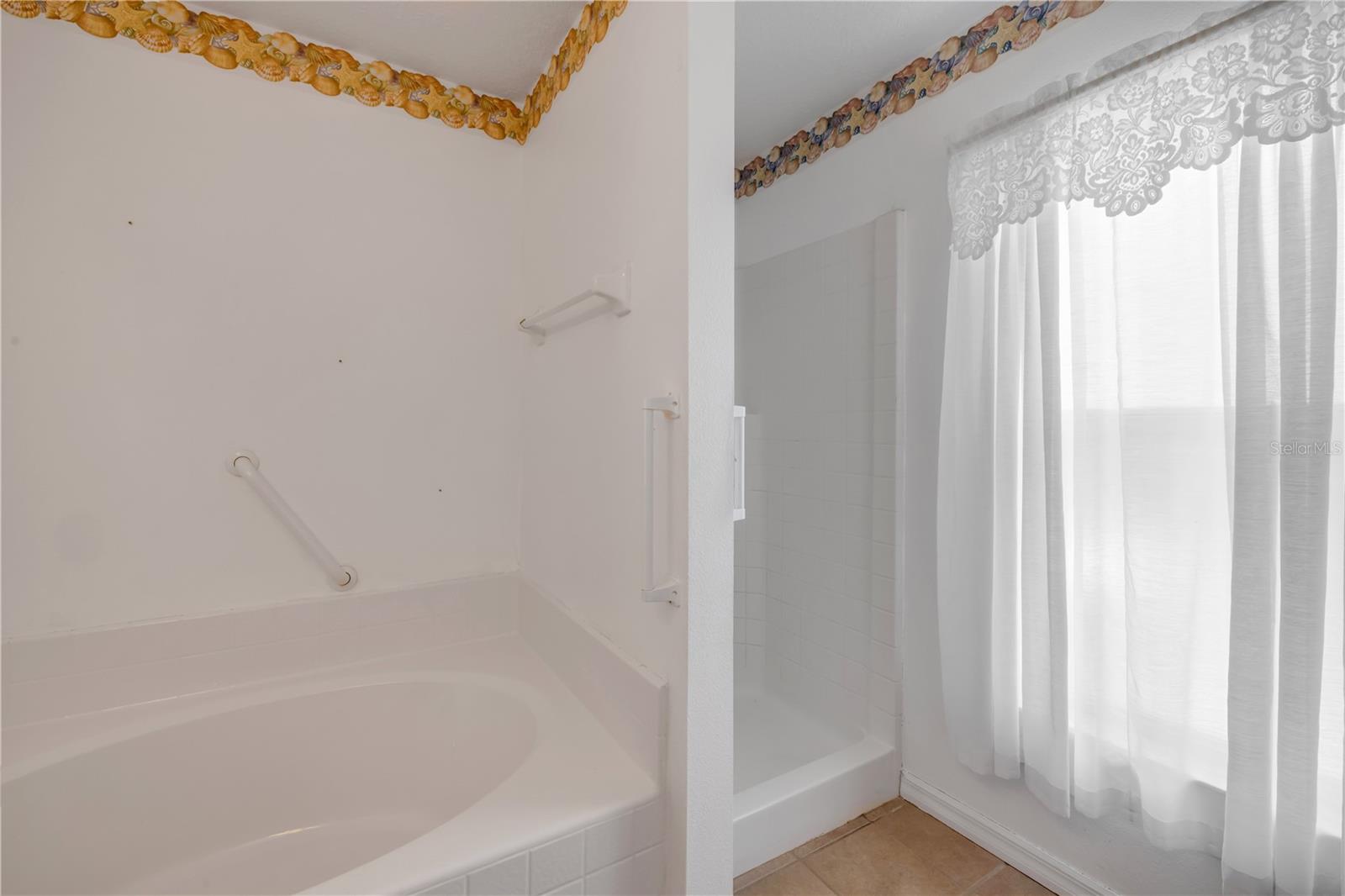 2226 JUNIPER DR, EDGEWATER, FL, 32141