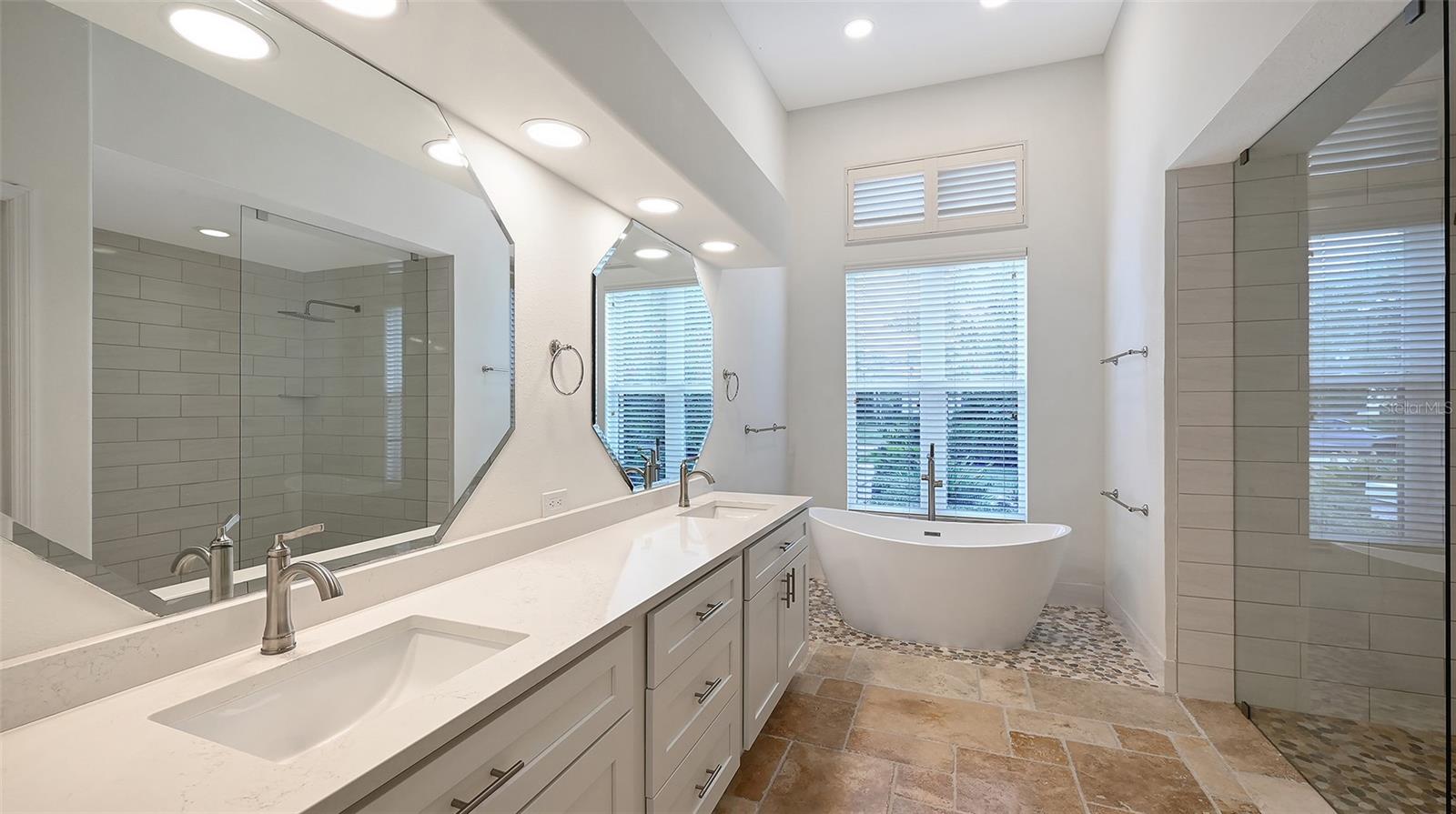 6935 RIVERSEDGE STREET CIR, BRADENTON, FL, 34202
