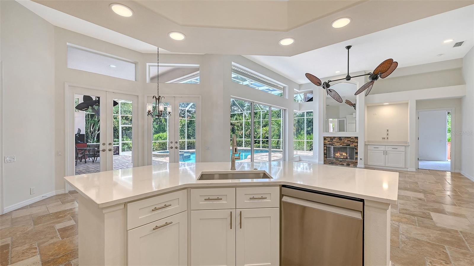 6935 RIVERSEDGE STREET CIR, BRADENTON, FL, 34202