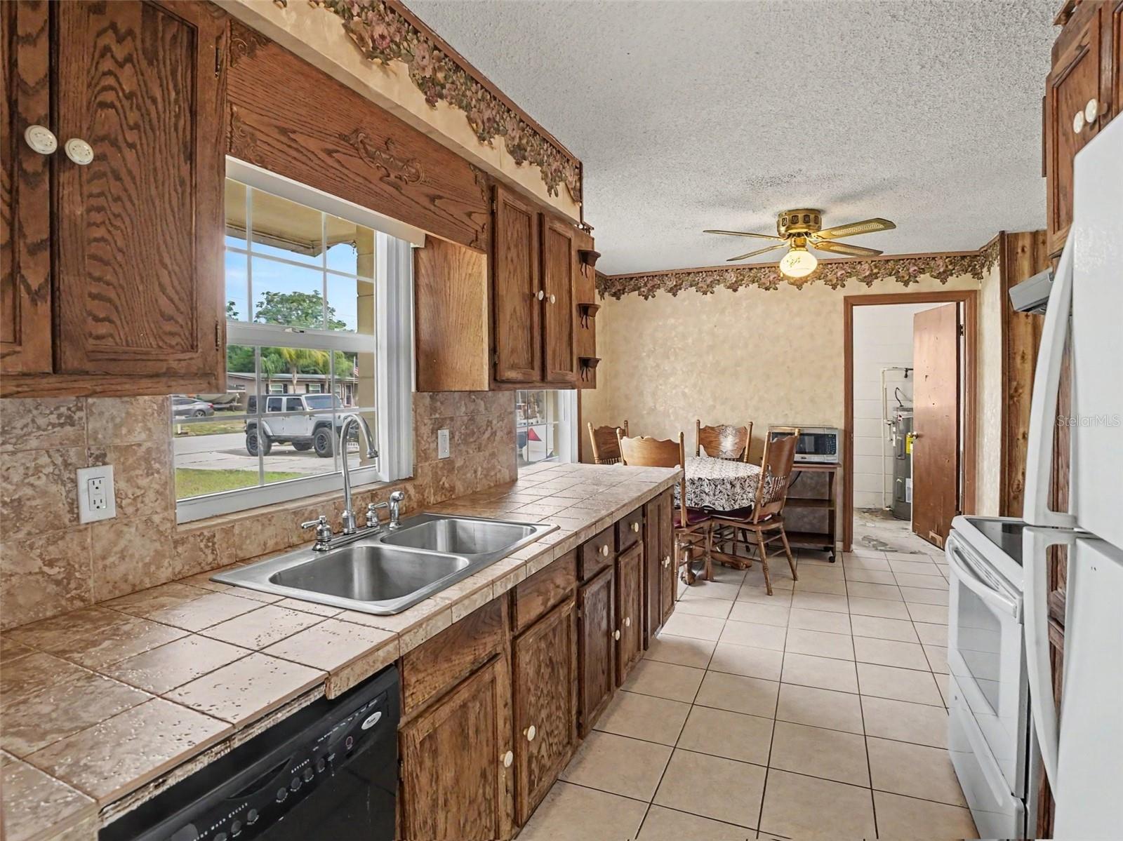 1609 MAUREEN AVE #4, OCOEE, FL, 34761
