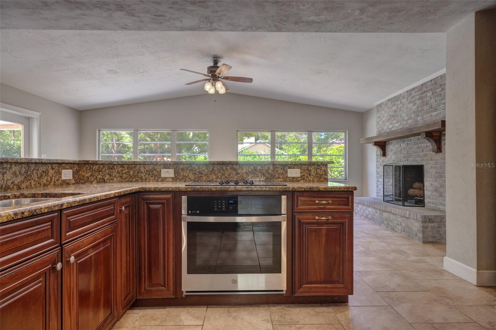 321 HUNTINGTON DR, DELAND, FL, 32724