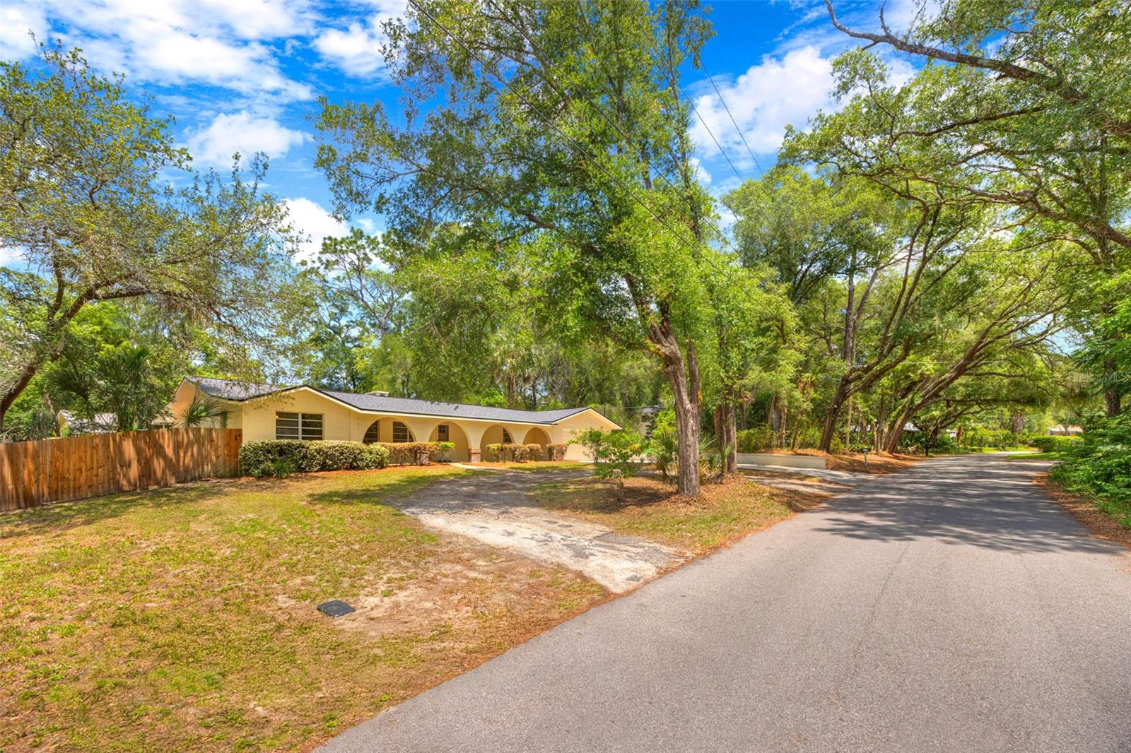 321 HUNTINGTON DR, DELAND, FL, 32724
