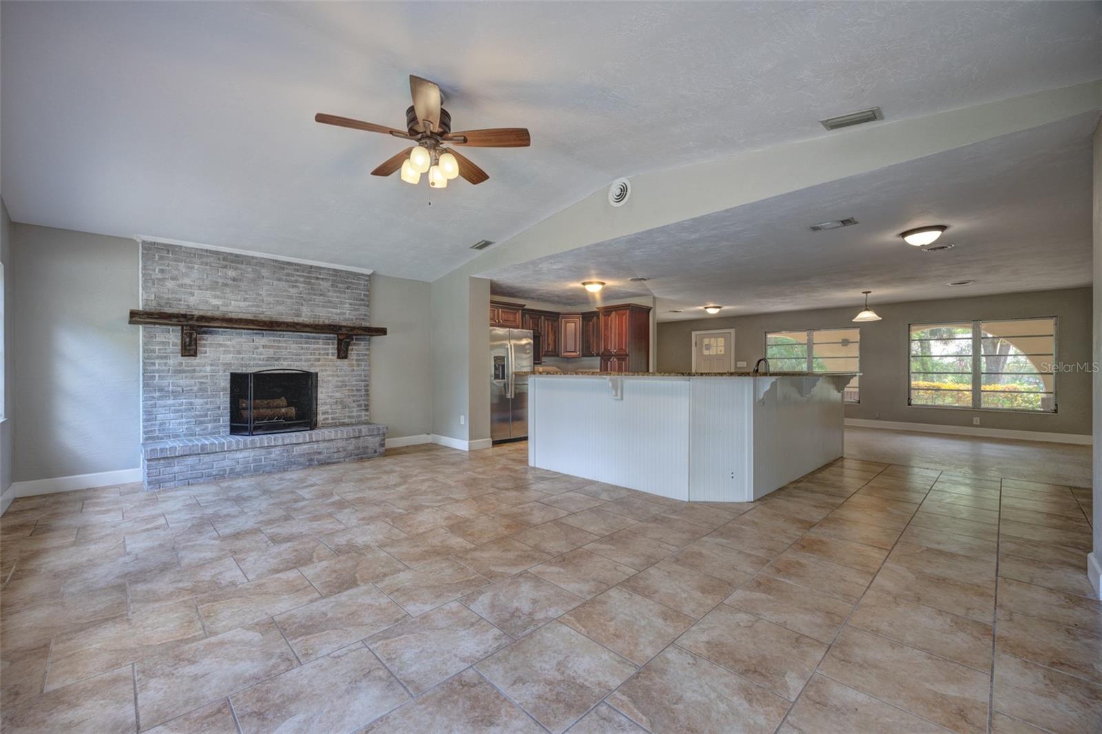 321 HUNTINGTON DR, DELAND, FL, 32724