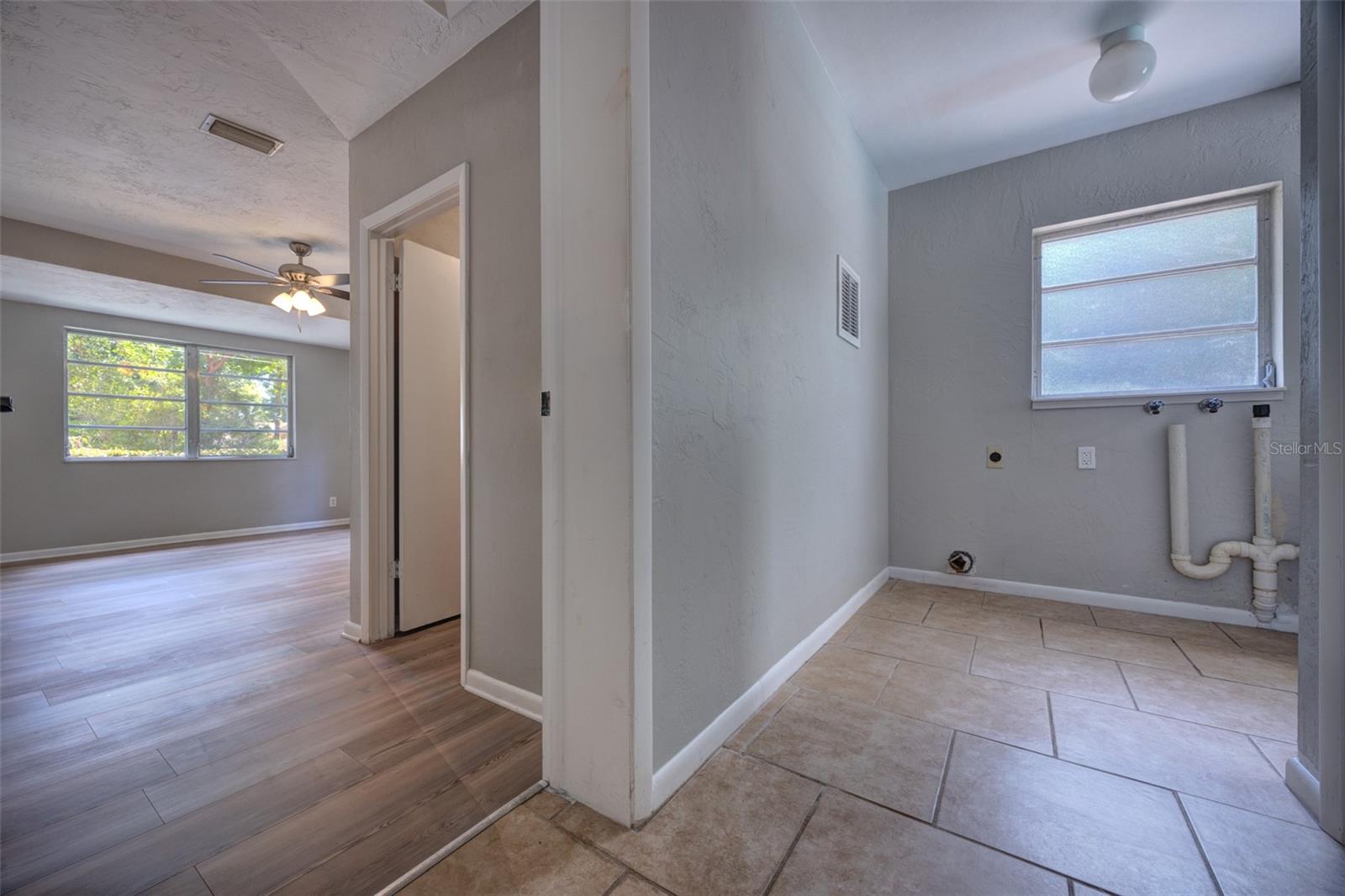 321 HUNTINGTON DR, DELAND, FL, 32724