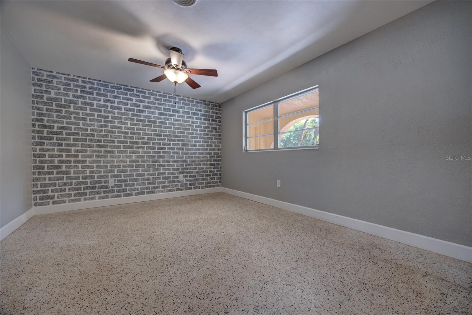 321 HUNTINGTON DR, DELAND, FL, 32724