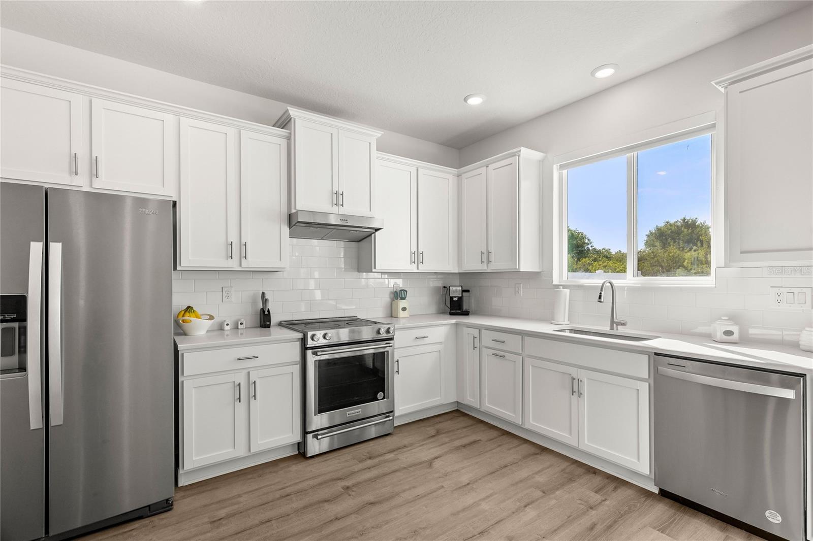 9104 SANDY BLUFFS CIR, PARRISH, FL, 34219