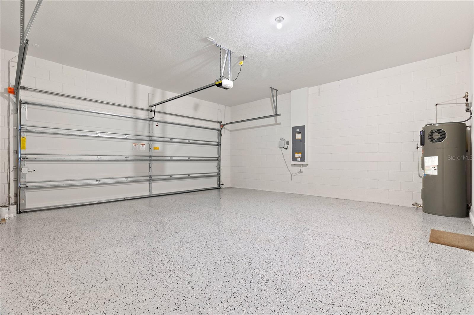 9104 SANDY BLUFFS CIR, PARRISH, FL, 34219