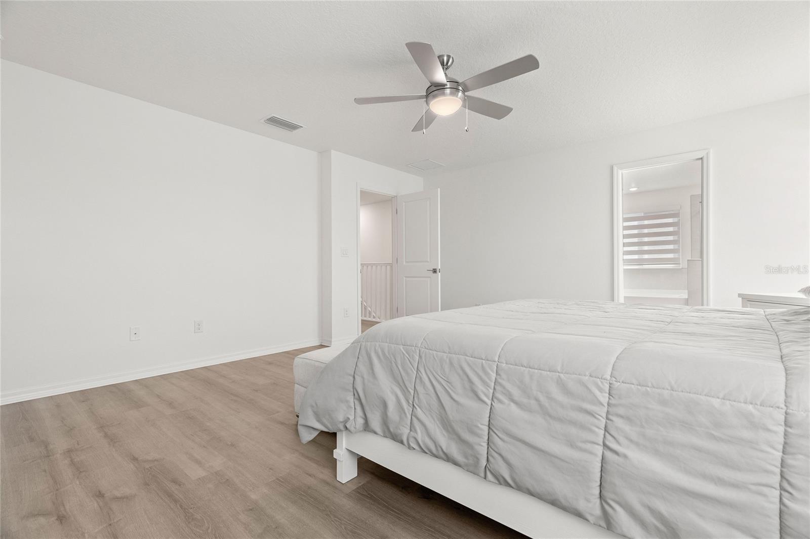 9104 SANDY BLUFFS CIR, PARRISH, FL, 34219