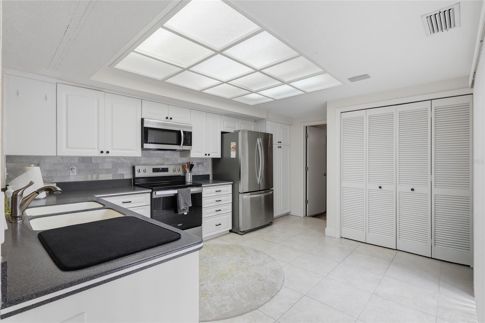 5344 COBBLESTONE CT, WESLEY CHAPEL, FL, 33543
