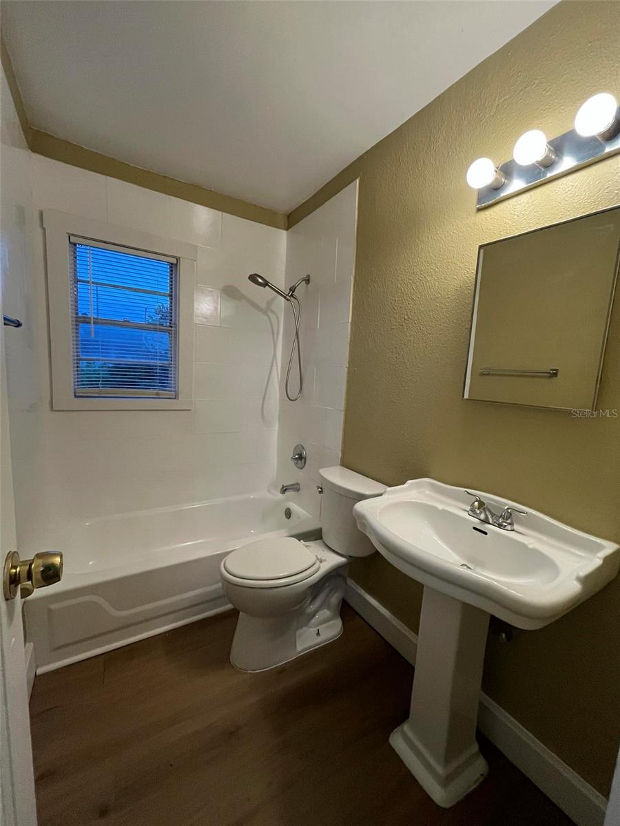 2013 OCEANVIEW PL, TAMPA, FL, 33605