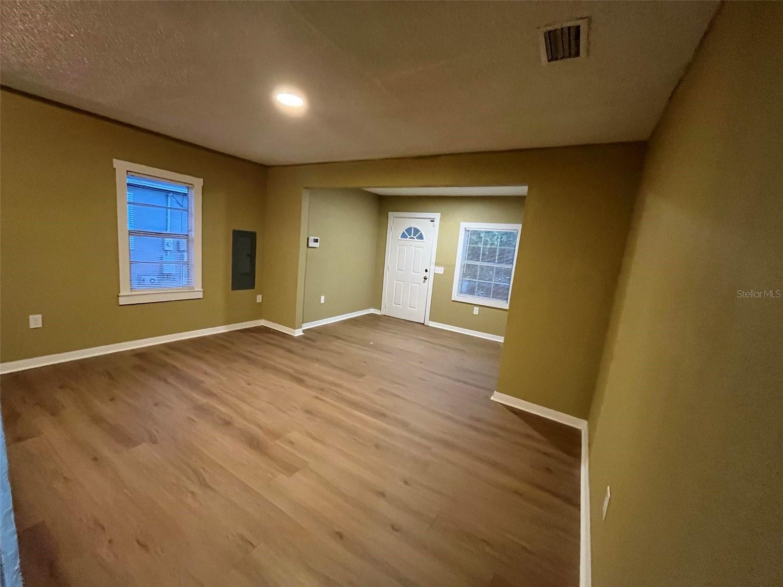 2013 OCEANVIEW PL, TAMPA, FL, 33605