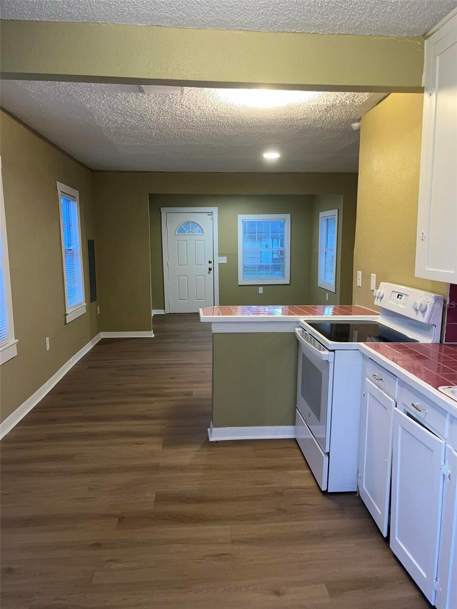 2013 OCEANVIEW PL, TAMPA, FL, 33605