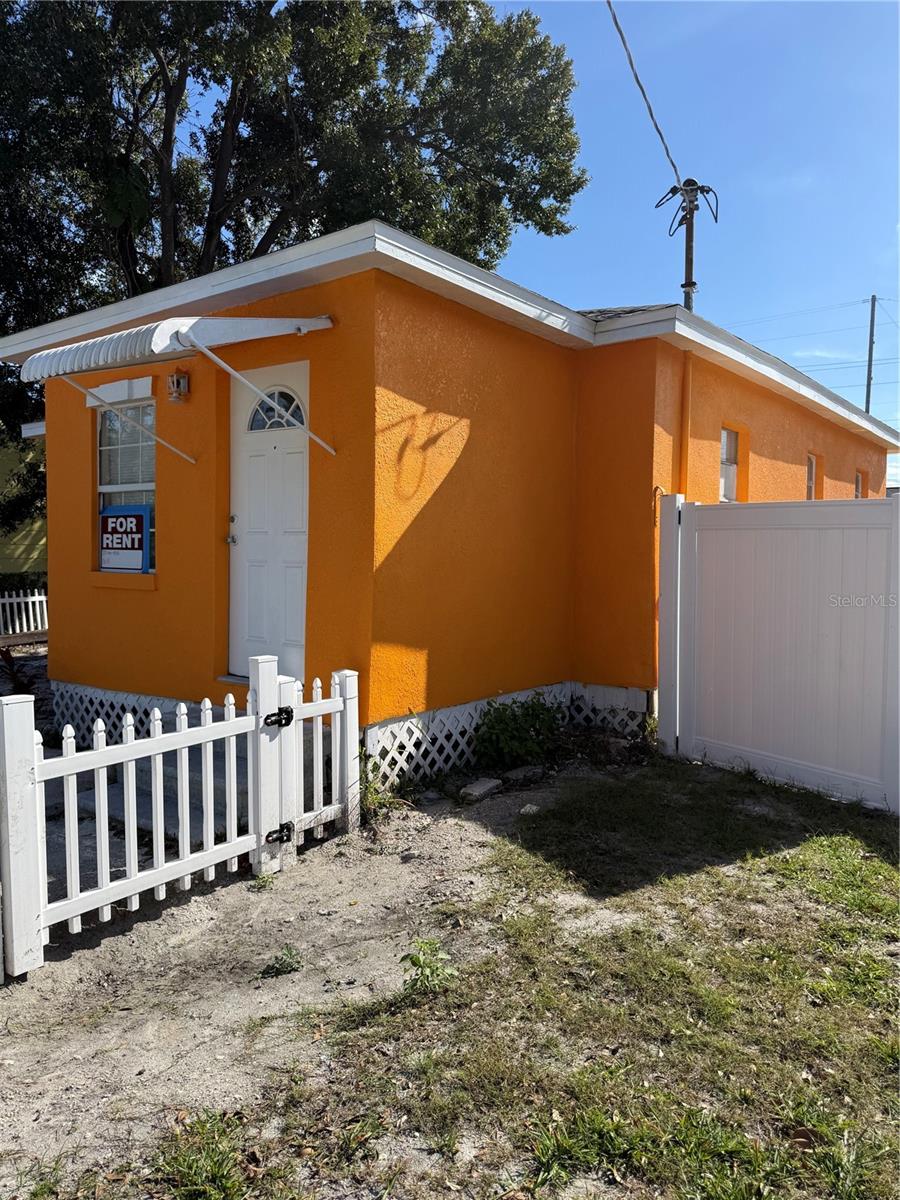 2013 OCEANVIEW PL, TAMPA, FL, 33605