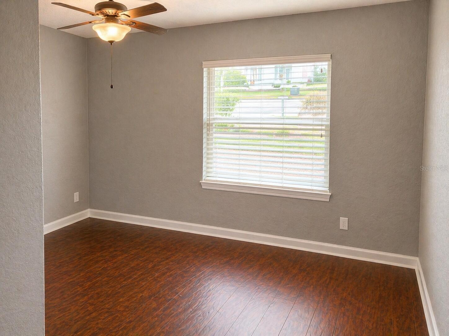 8618 GRANDVIEW DR, TAMPA, FL, 33617