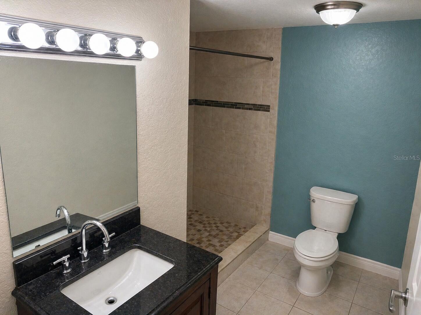 8618 GRANDVIEW DR, TAMPA, FL, 33617