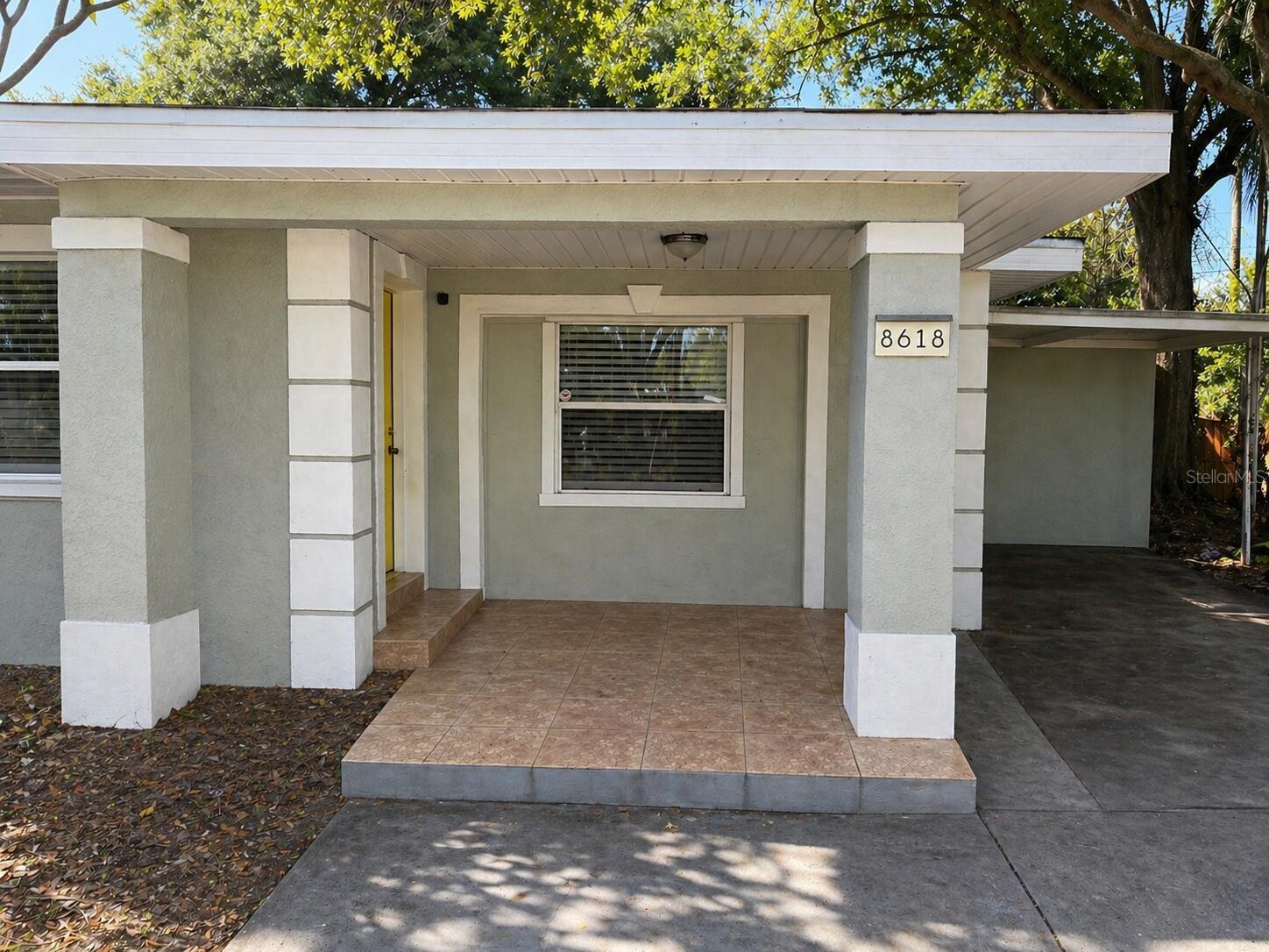8618 GRANDVIEW DR, TAMPA, FL, 33617