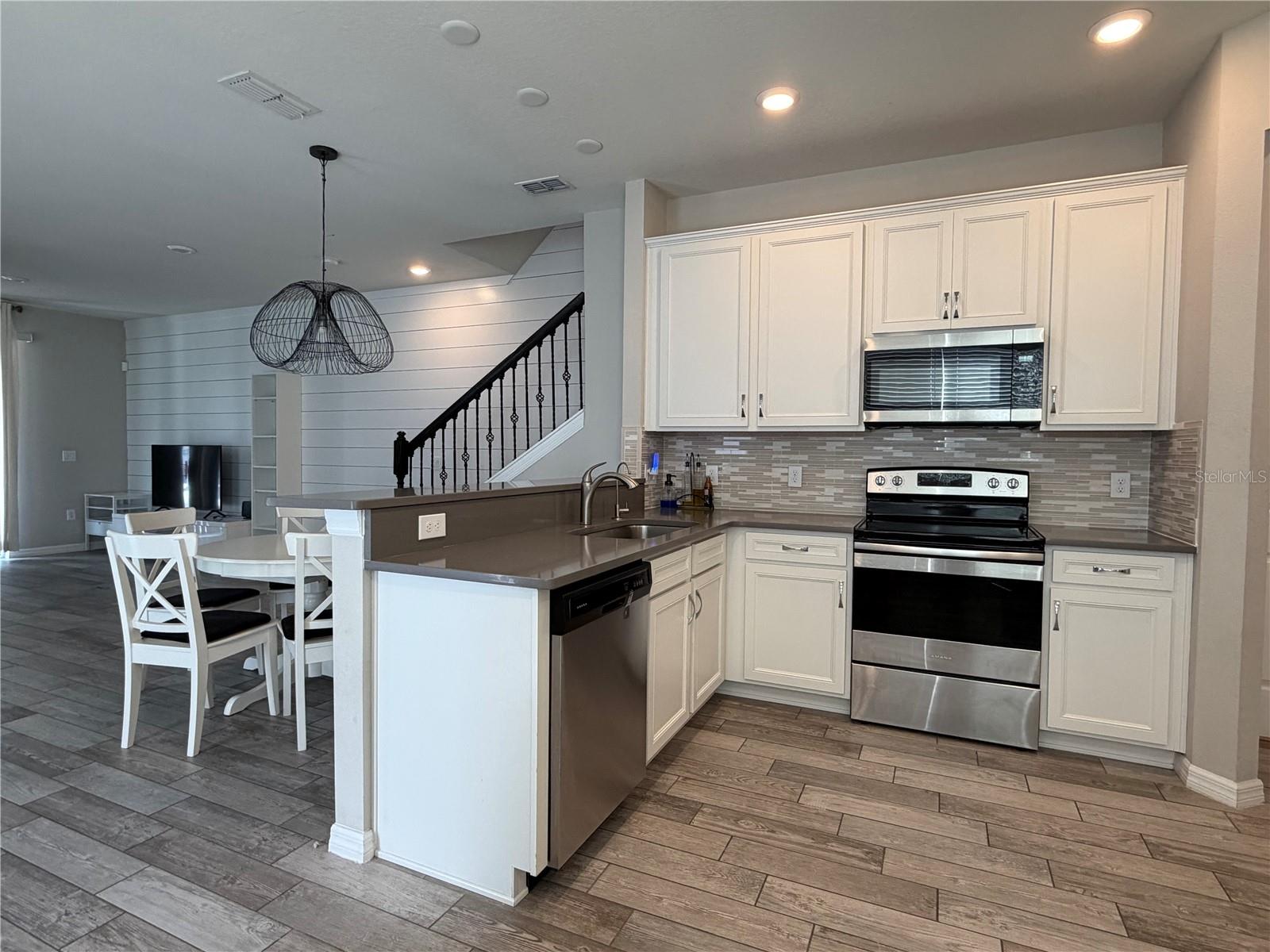 3972 PLAINVIEW DR, ORLANDO, FL, 32824