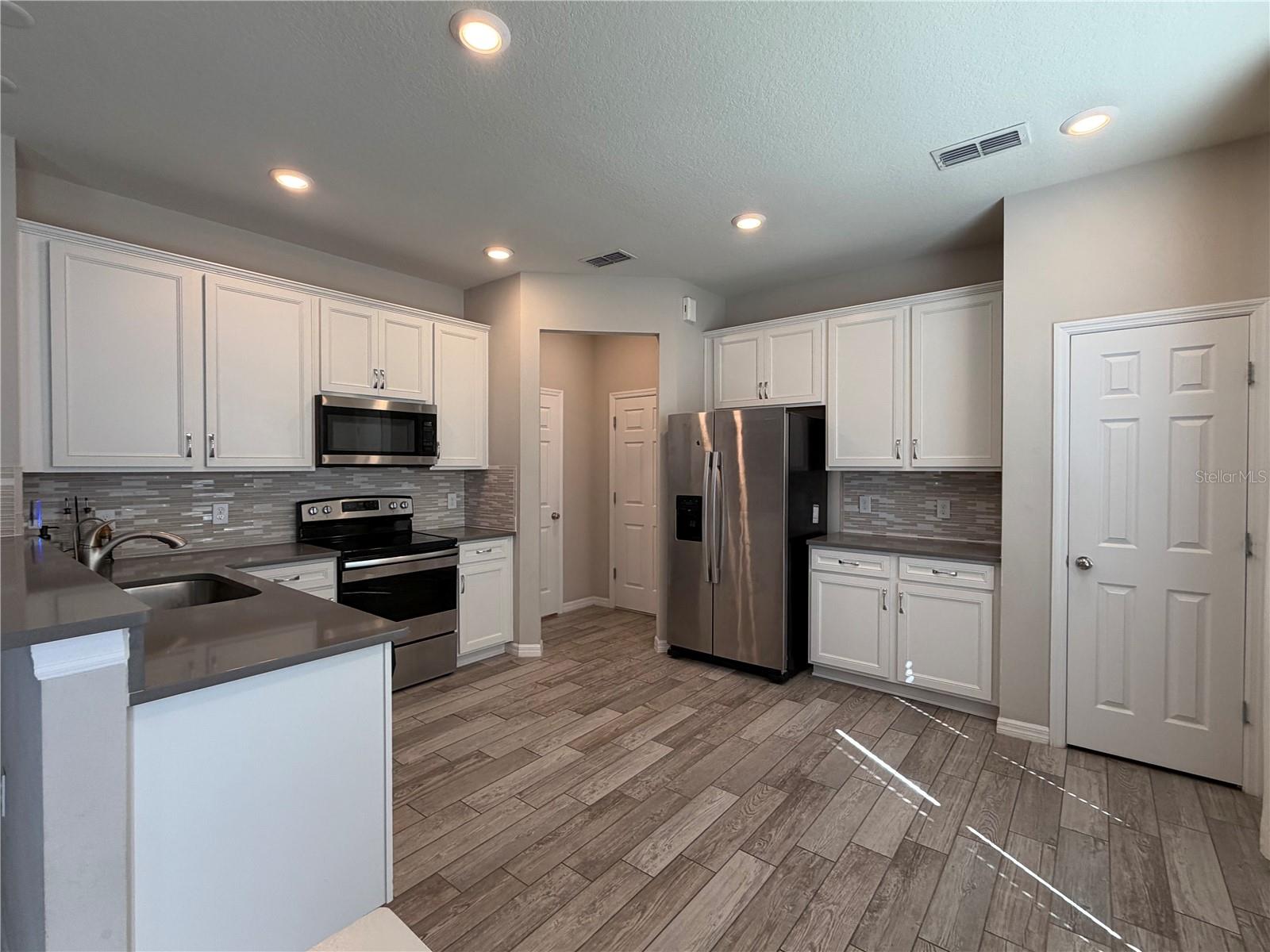 3972 PLAINVIEW DR, ORLANDO, FL, 32824