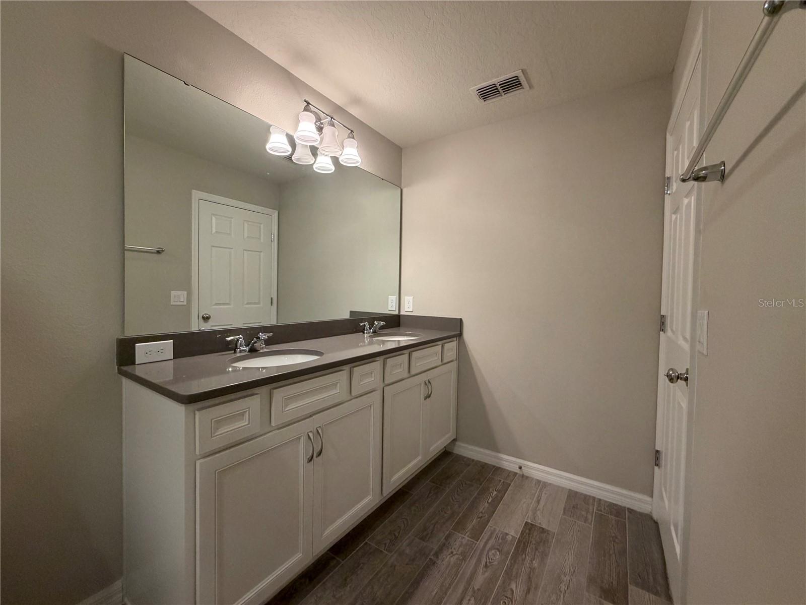 3972 PLAINVIEW DR, ORLANDO, FL, 32824