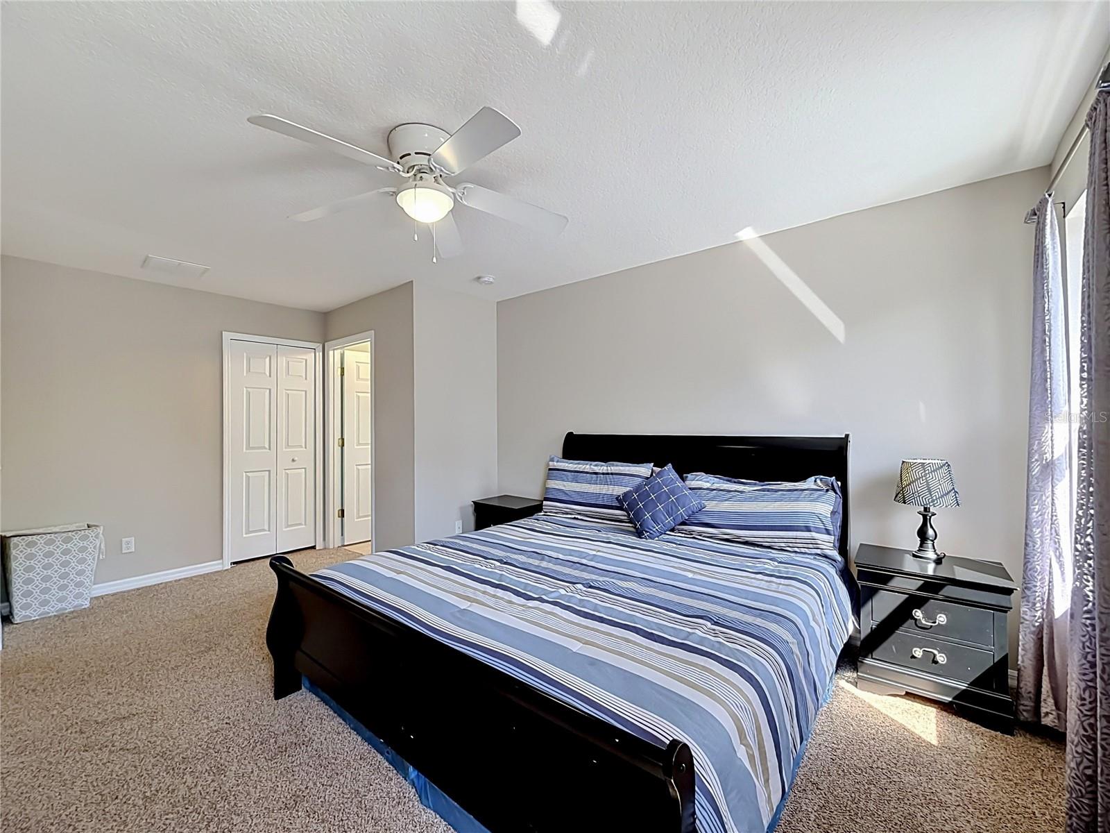 135 ROBIN RD, DAVENPORT, FL, 33896