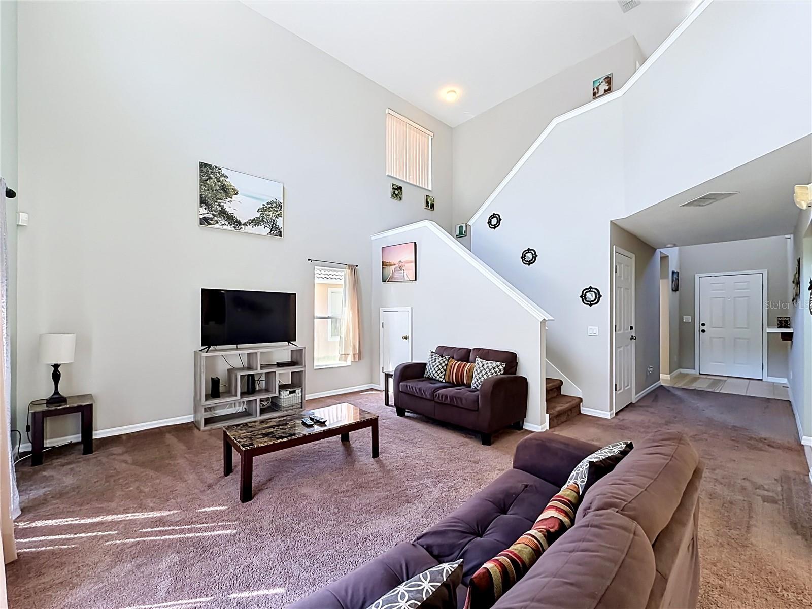 135 ROBIN RD, DAVENPORT, FL, 33896