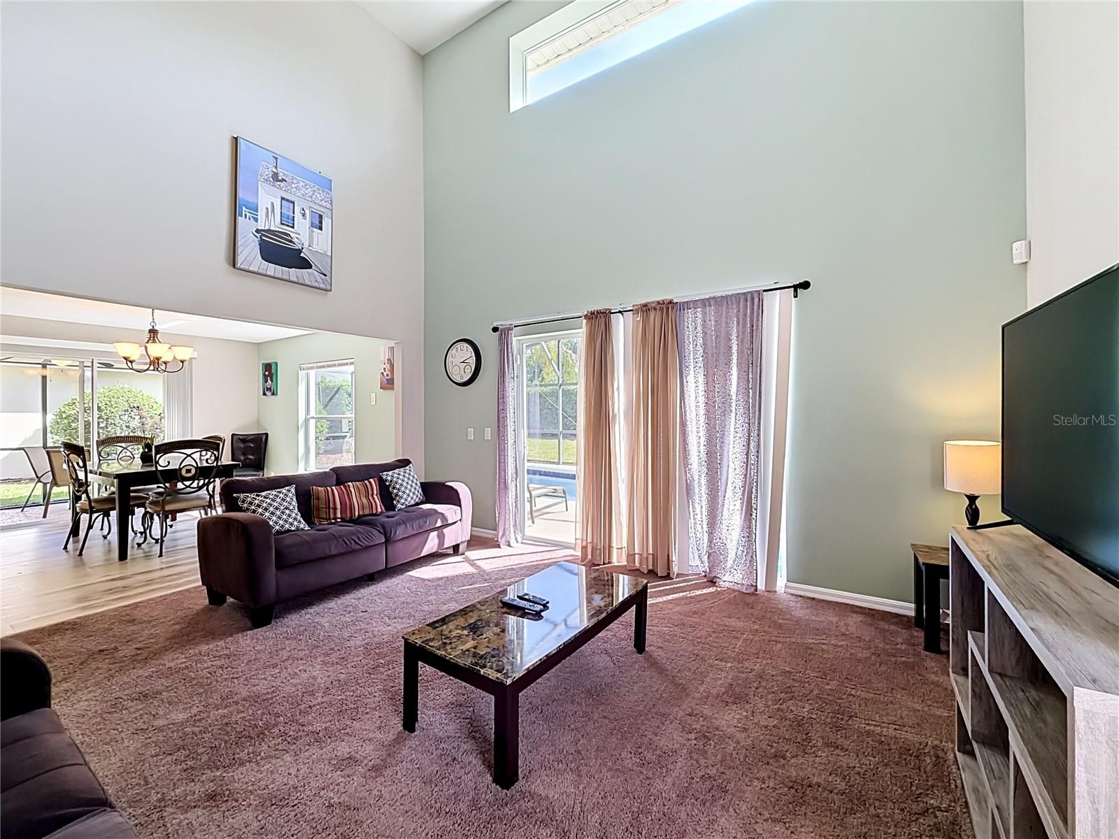 135 ROBIN RD, DAVENPORT, FL, 33896