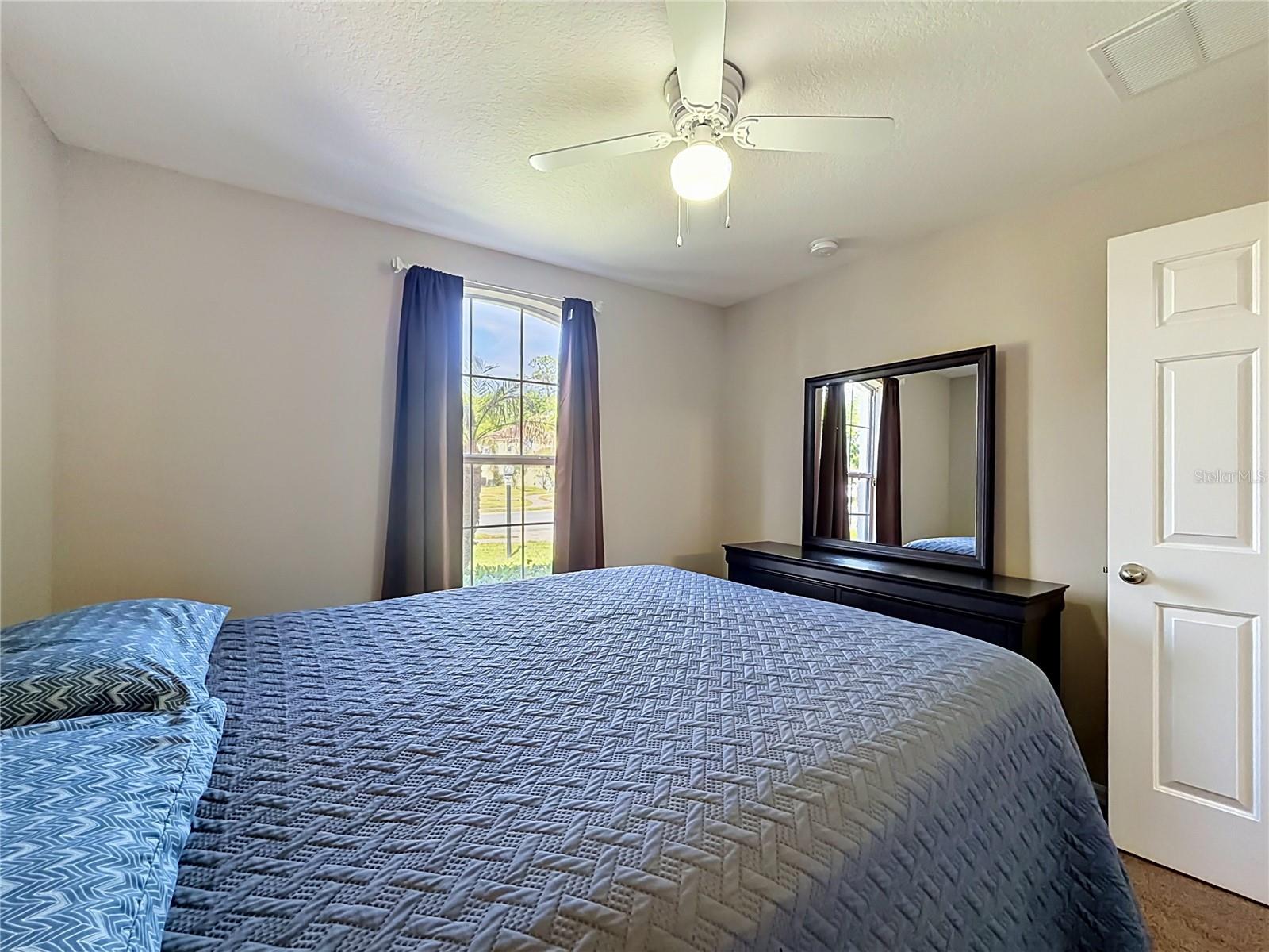 135 ROBIN RD, DAVENPORT, FL, 33896