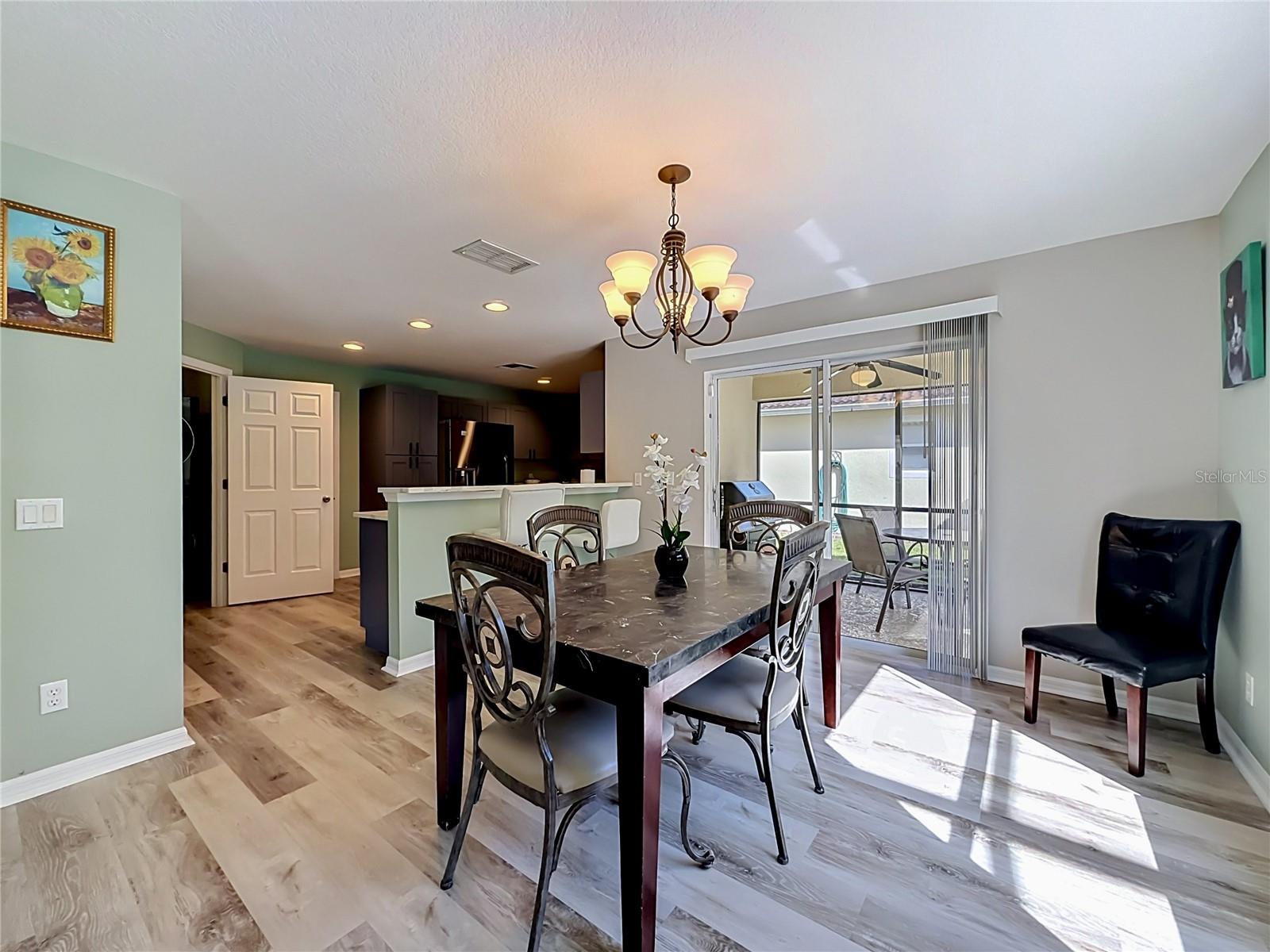 135 ROBIN RD, DAVENPORT, FL, 33896