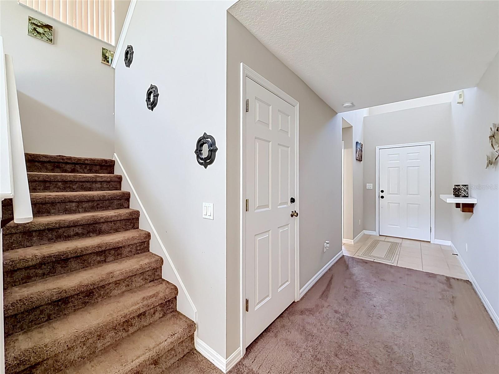135 ROBIN RD, DAVENPORT, FL, 33896