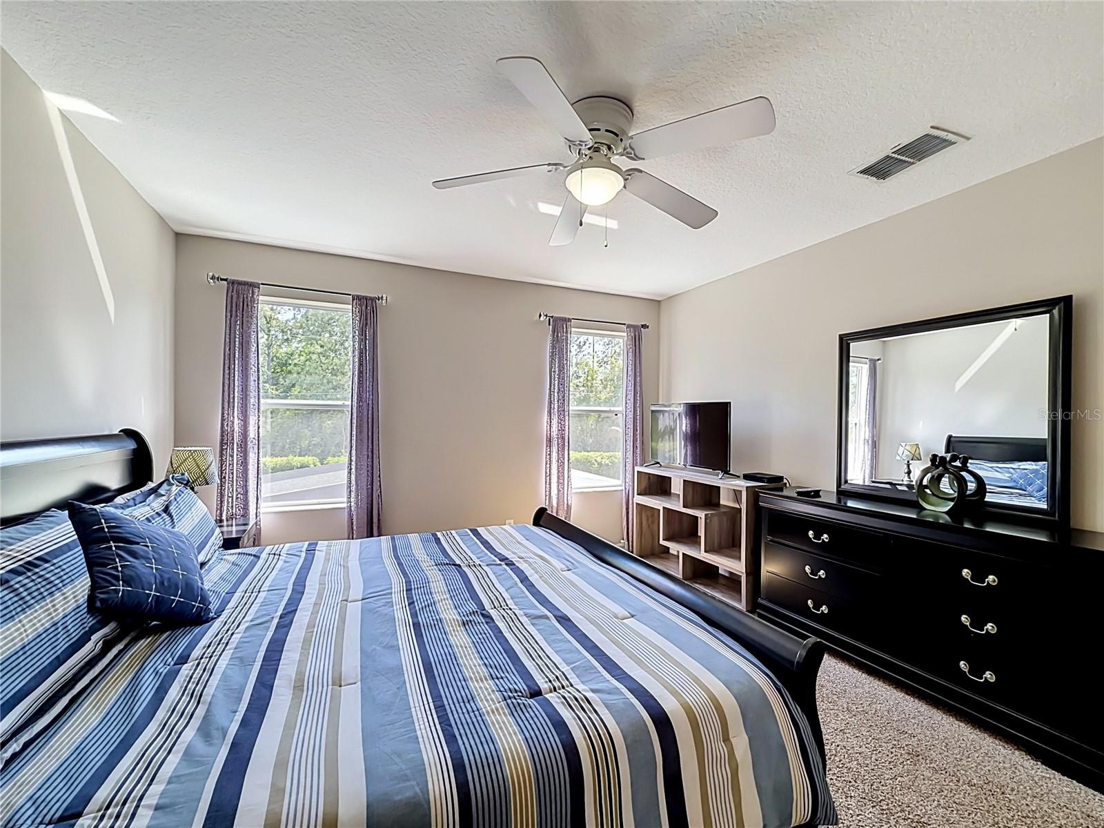 135 ROBIN RD, DAVENPORT, FL, 33896