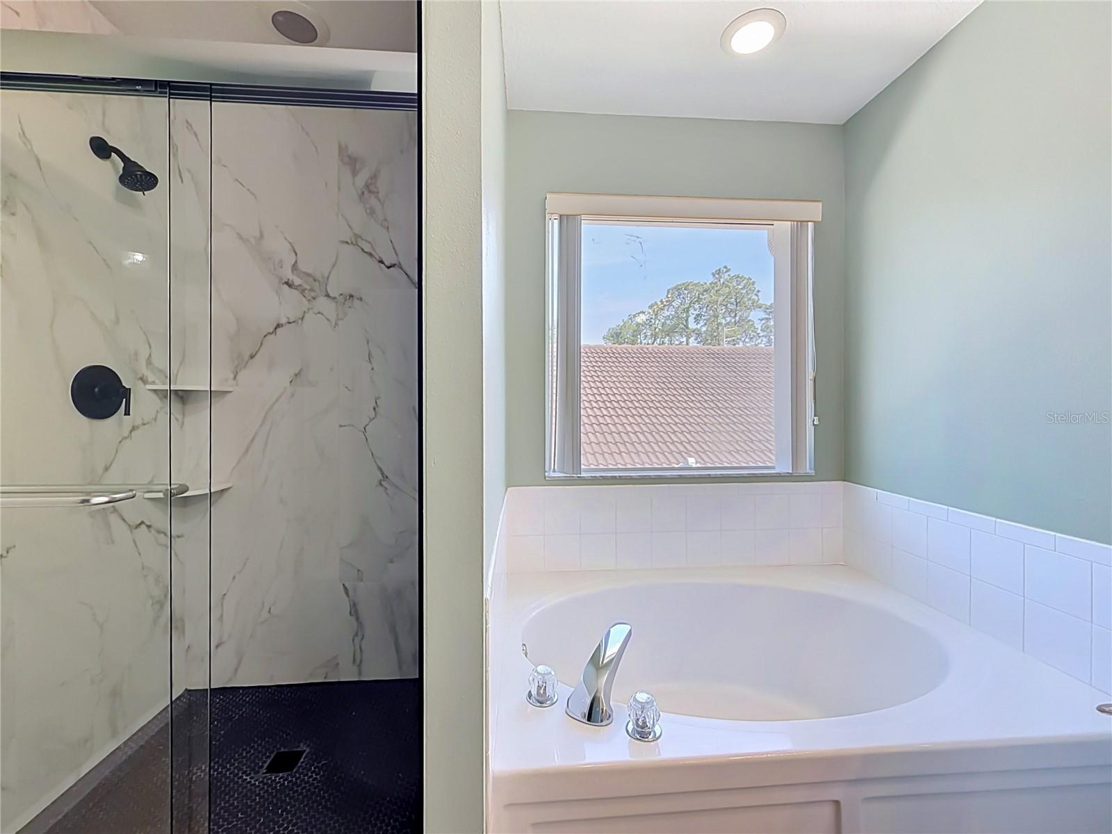 135 ROBIN RD, DAVENPORT, FL, 33896