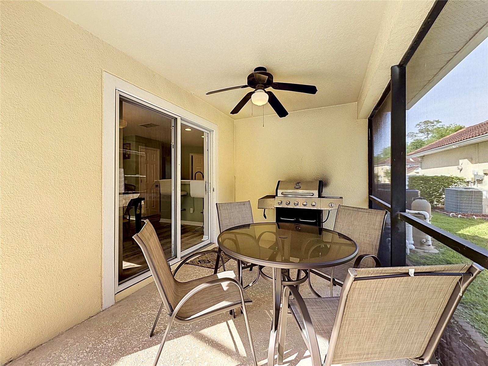 135 ROBIN RD, DAVENPORT, FL, 33896