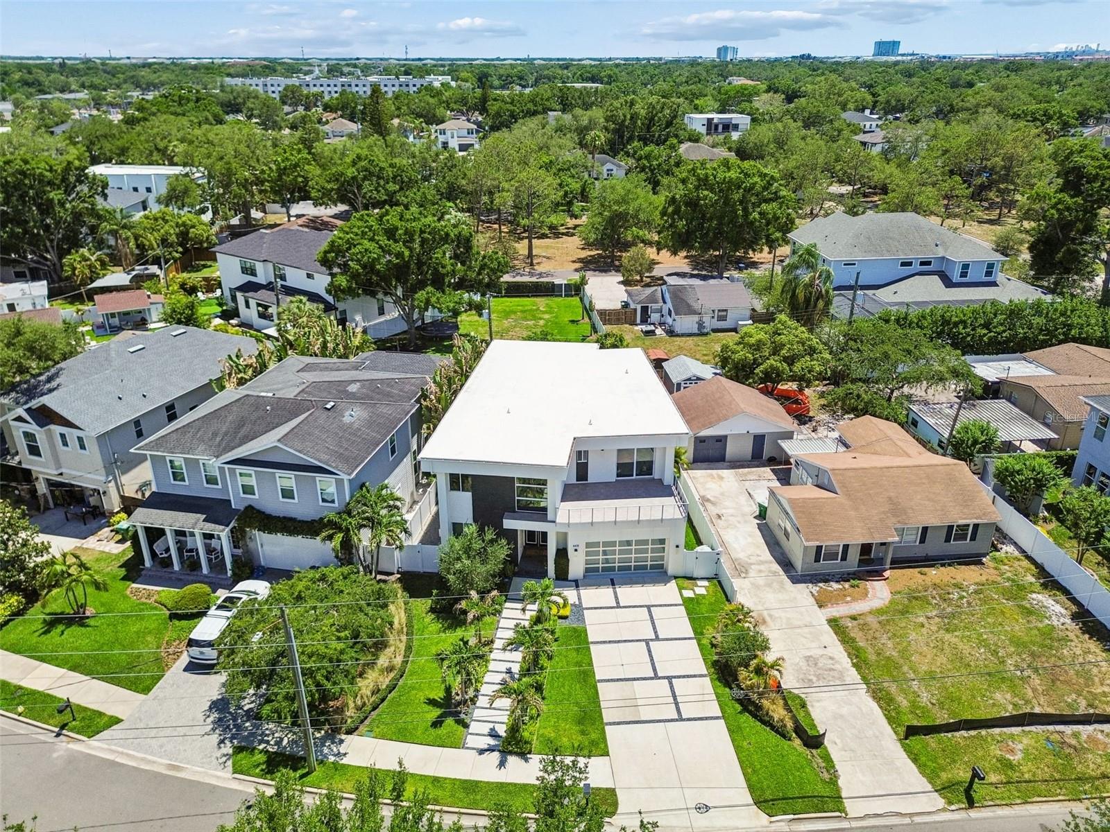 4418 W KENSINGTON AVE, TAMPA, FL, 33629