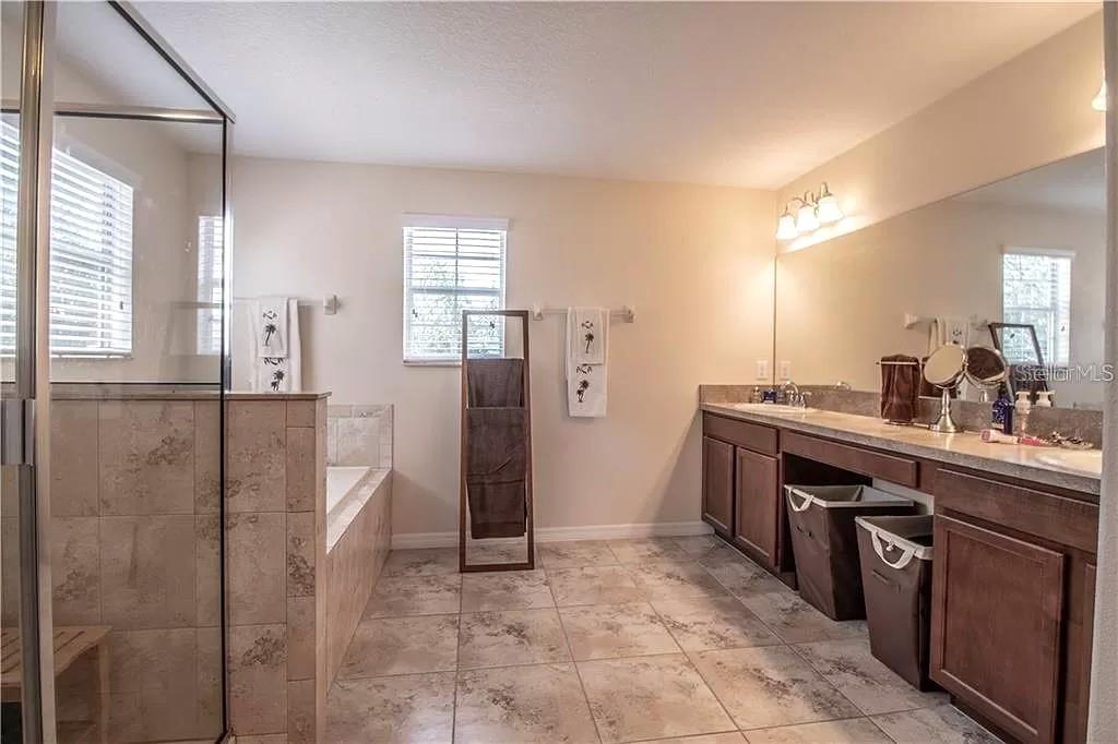 11322 HASCROFT FOREST CT, RIVERVIEW, FL, 33579