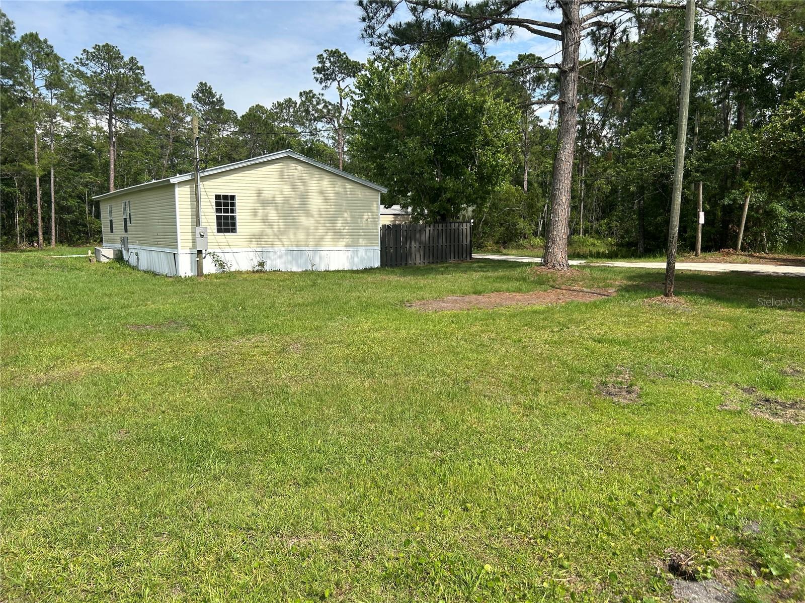 2585 VISTA PARK DR, DELAND, FL, 32724