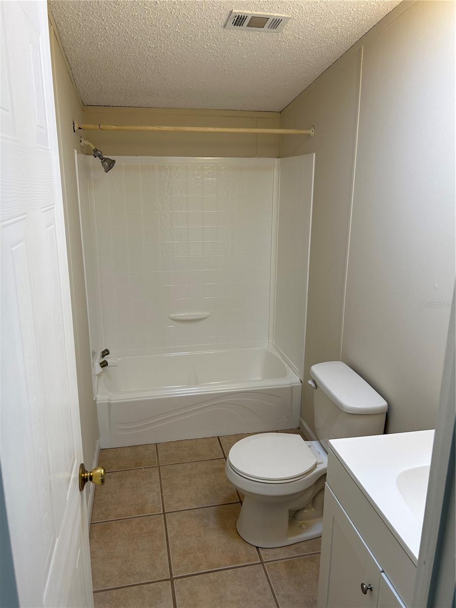 2585 VISTA PARK DR, DELAND, FL, 32724