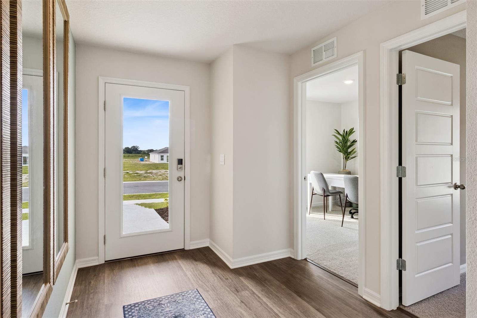 227 SKYFIELD CT, LADY LAKE, FL, 32159