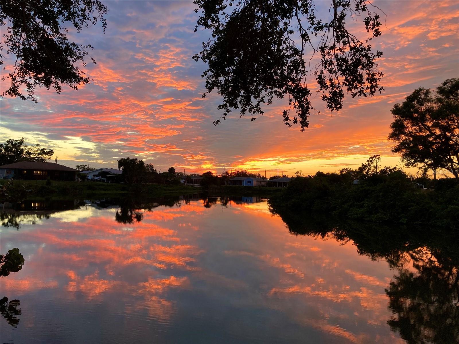 425 DRIFTWOOD RD, VENICE, FL, 34293