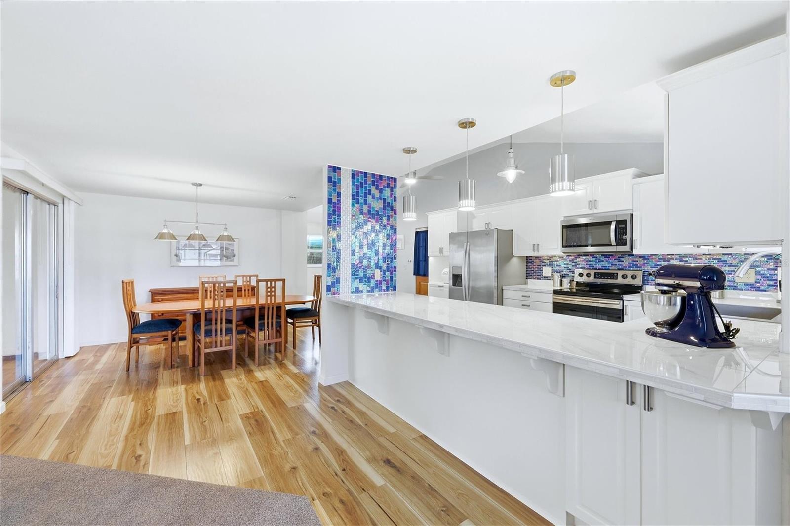 425 DRIFTWOOD RD, VENICE, FL, 34293