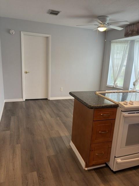610 KIRKLAND CIR, DUNEDIN, FL, 34698