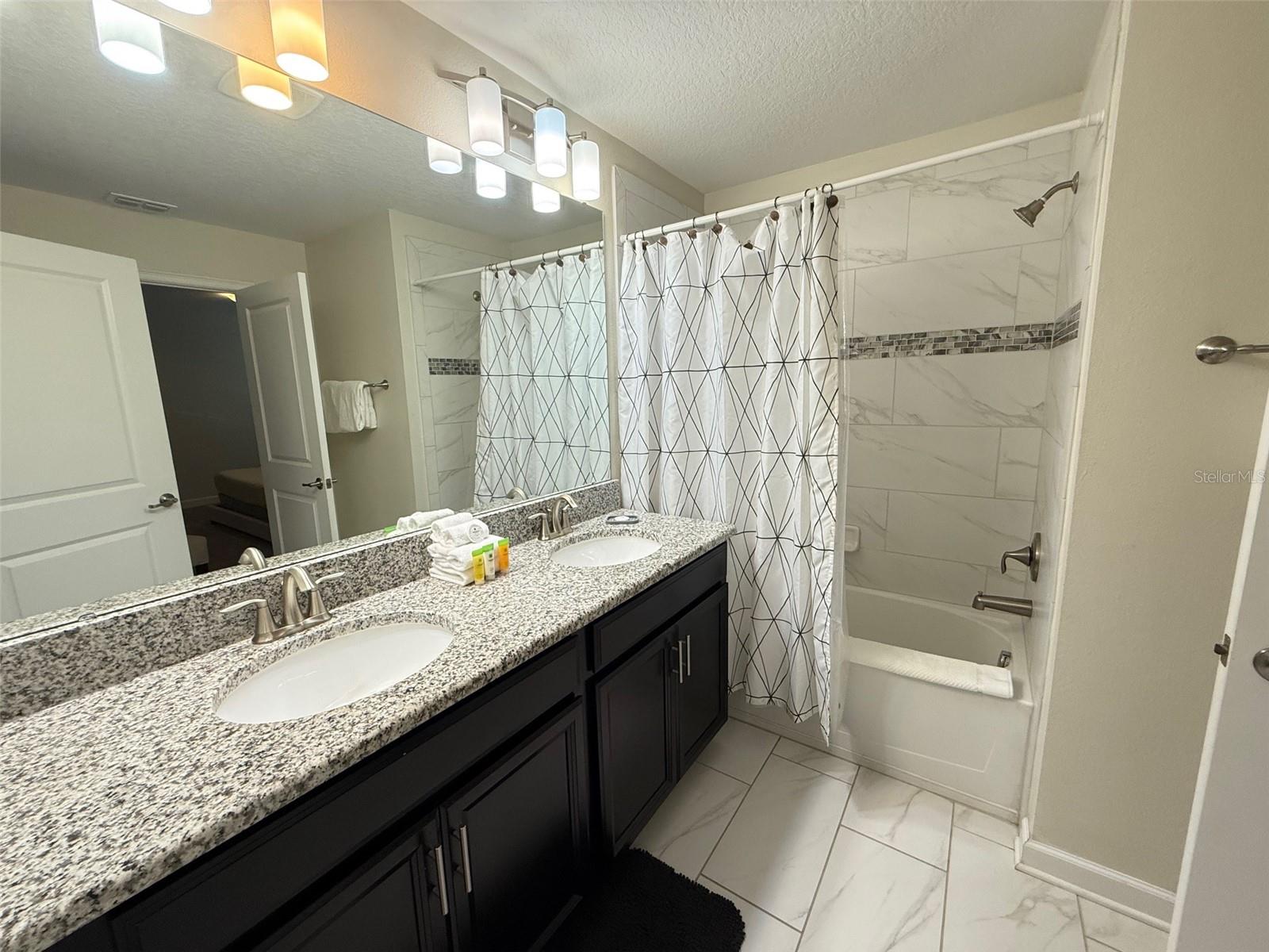 9055 DOGLEG DR, DAVENPORT, FL, 33896